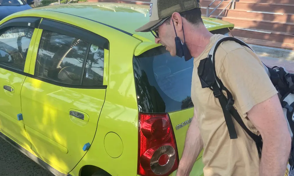 Foreigner buying a used car in Korea from a dealership