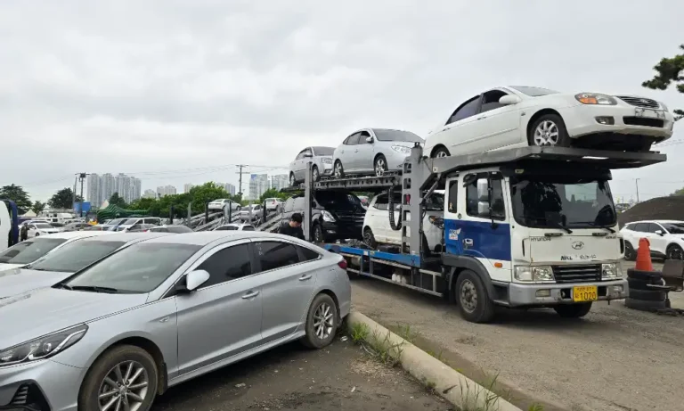 Global importer emailing Korean used car dealer for vehicle export